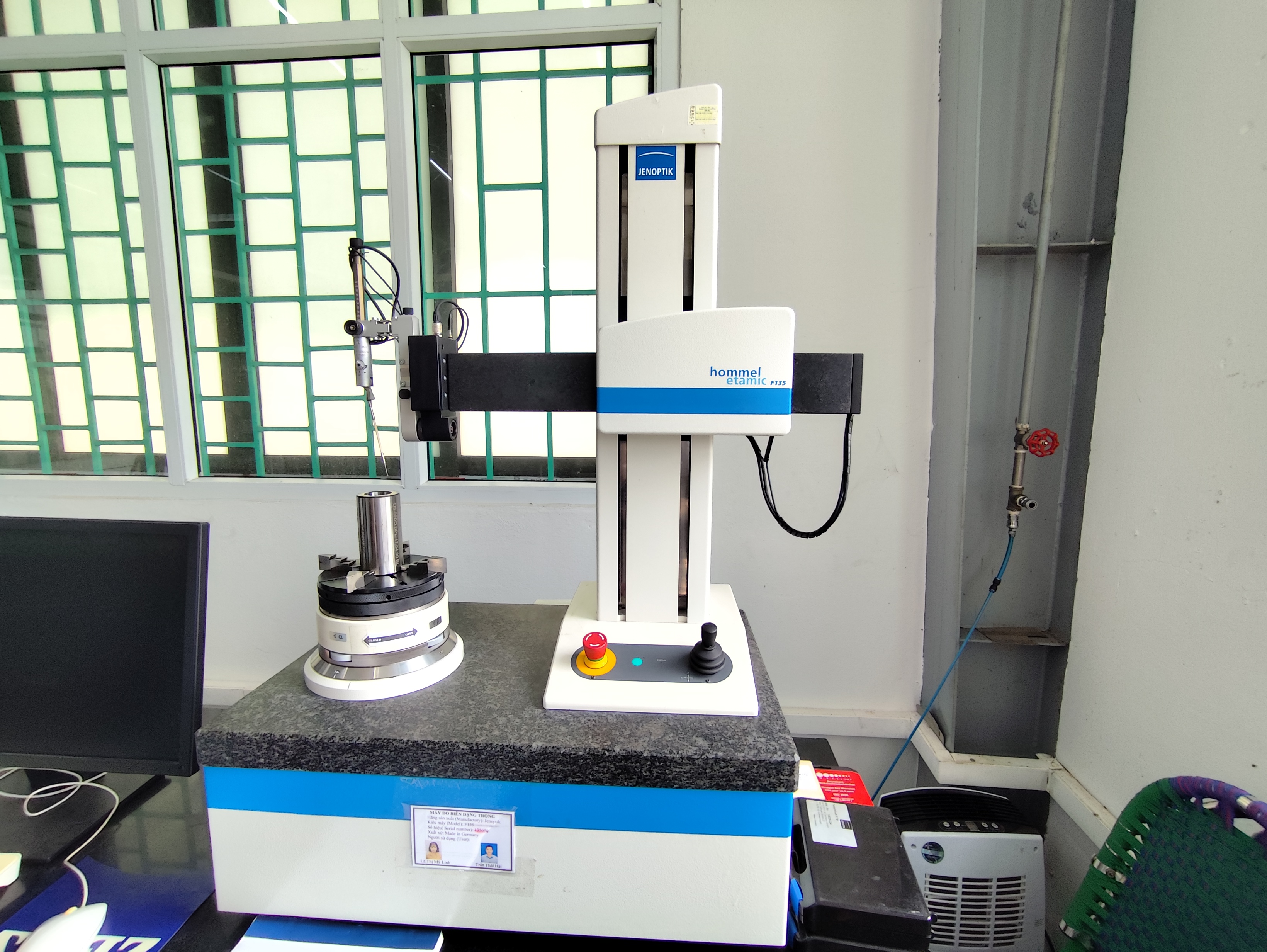 Internal profile measuring machine.jpg